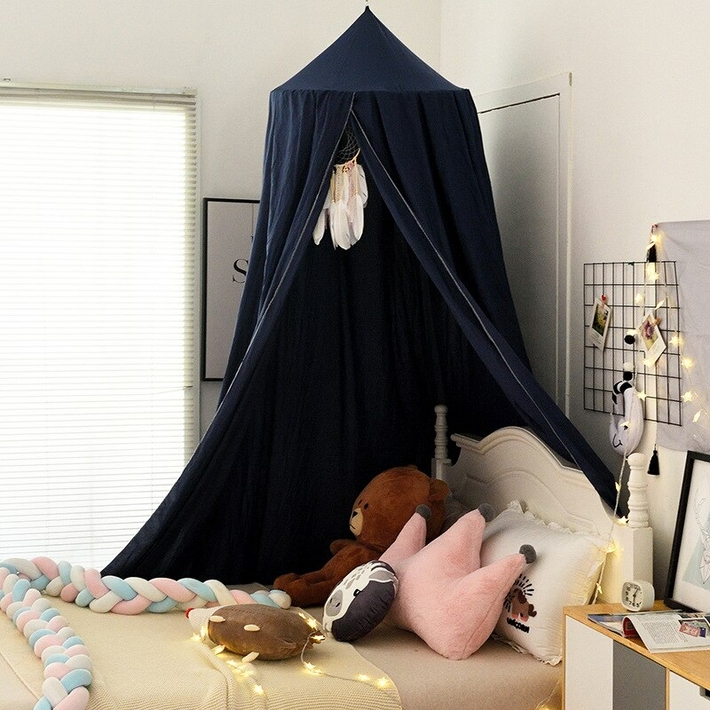 Black bed deals canopy